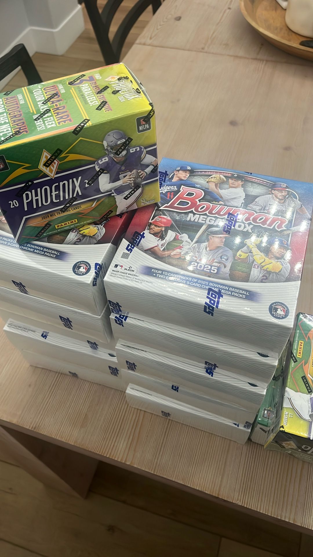 Sealed sports cards, baseball cards, football cards