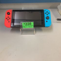 Nintendo Switch (32 GB) 