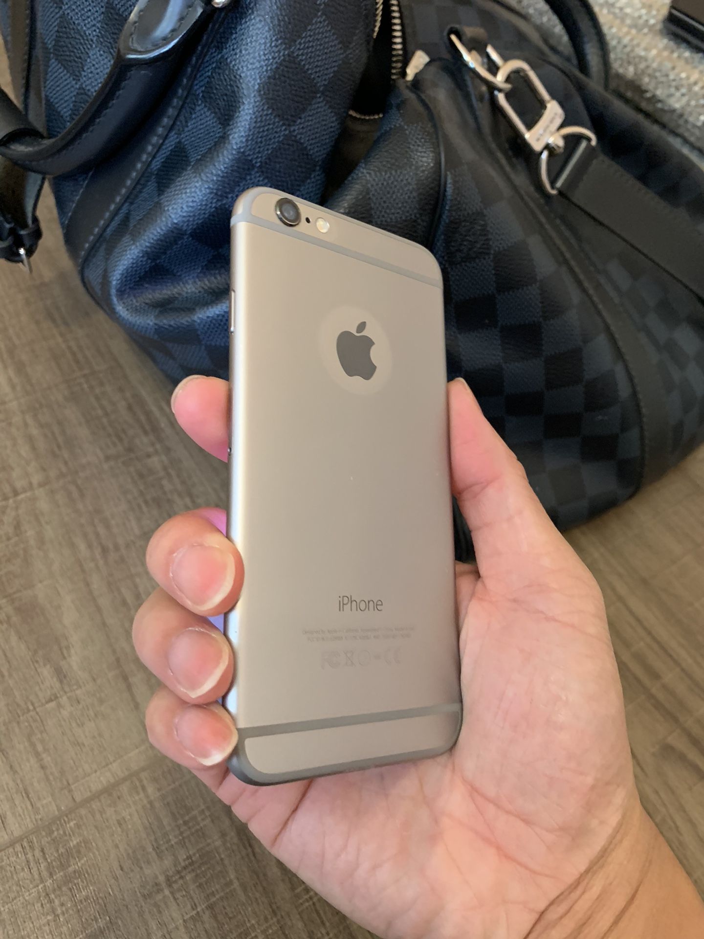 iPhone 6 100% Feedbacks 5 stars