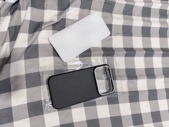 iphone 17/18 pro case carbon fiber.