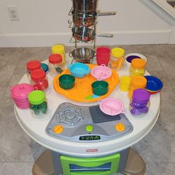 Fisher‑Price Kitchen Play Table – Extra Accessories + Working Sound