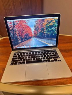 Apple MacBookPro Air 13” Laptop