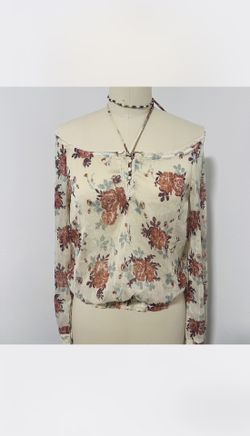 2 Tops And 1 Skirt. Medium Size Take All For Price Listed Pick Up Only In Torrance Fashion Women 