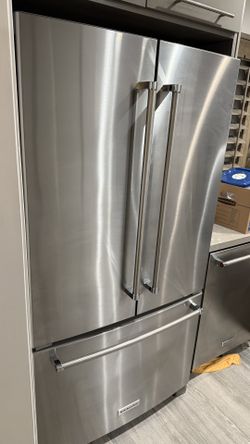 KitchenAid Appliance Bundle And Zephyr Range Hood (Originally $10,600)