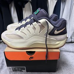 Nike KD 18 Size 12