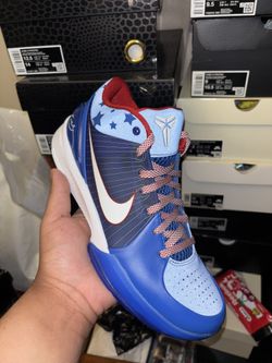 Kobe 4 Philly Size 9M Brand New DS 