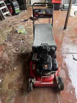 Toro Commercial Lawn Mower