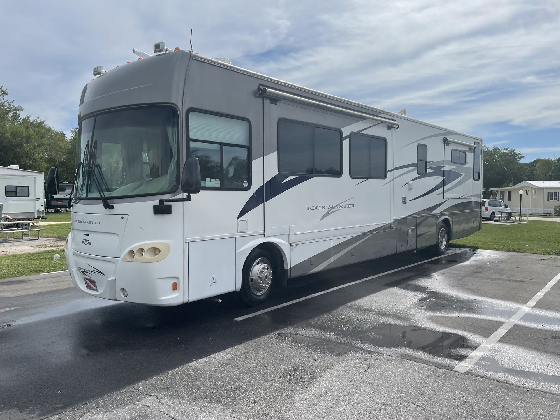 2006 Gulf Stream T40