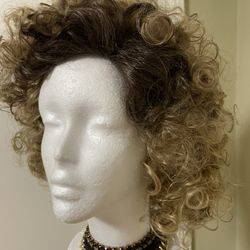 Curly Wig 