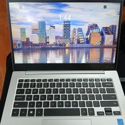 Selling Samsung Chromebook 