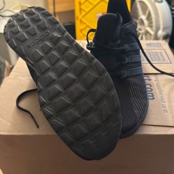 Men’s Shoes - Size 13