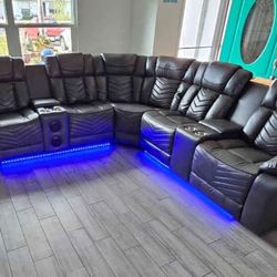 New sectional sofa couch in box 📦