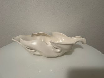 Vintage Ceramic Leaf Bowl Imperial USA