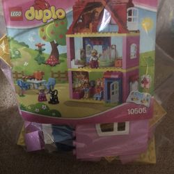 Lego Duplo Doll house