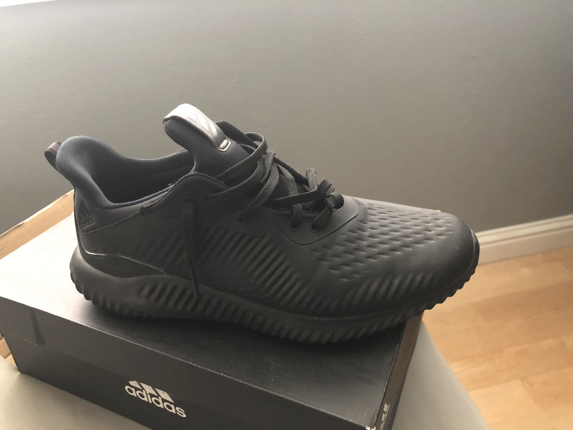 Adidas Alphabounce