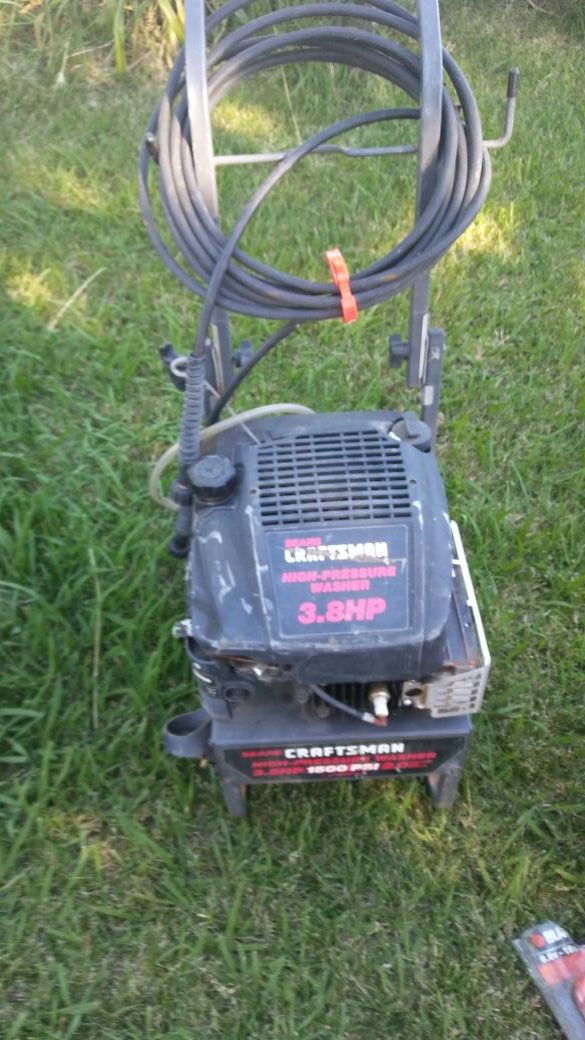 Craftsman pressure washer 2000 psi for Sale in North Highlands, CA