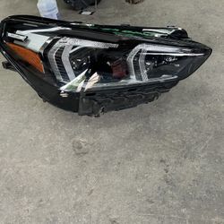 2022-24 BMW X1 RH HEADLIGHT FULL LED OEM 