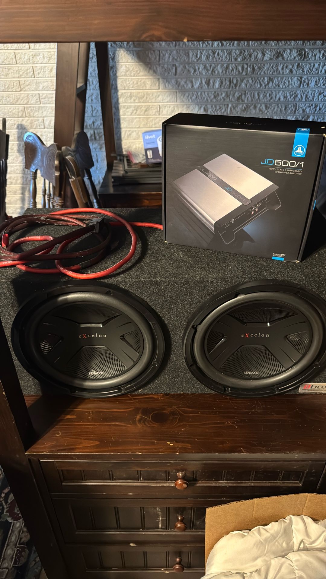Subwoofers With Amp
