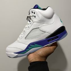 Air Jordan Retro 5 “Grape”
