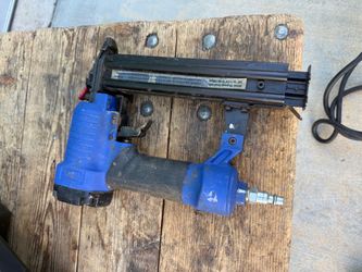 18-Gauge Pneumatic Brad Nailer