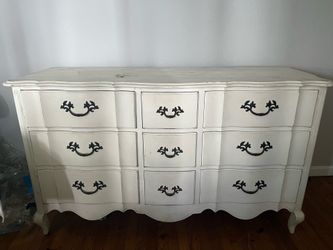dresser