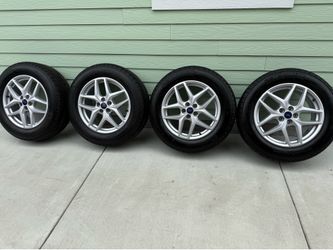 Ford OEM 18” Wheels & Michelin Tires 245/60R18 – Excellent condition – 2025