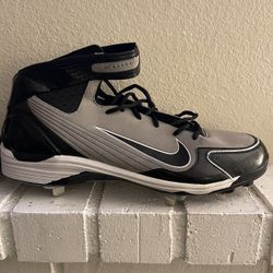 Nike Air Huarache LWP 90 Gray Metal Baseball Cleats Softball Shoes Men's 16