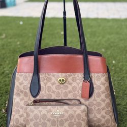 Coach Lora Carryall (used) with Large Wristlet (New)/Set Coach
