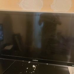 40 Inch SAMSUNG (Need Gone Today) $35!