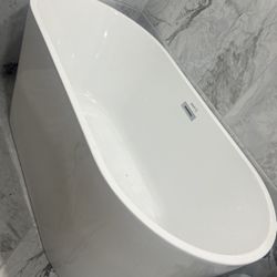 Freestanding Acrylic Tub 