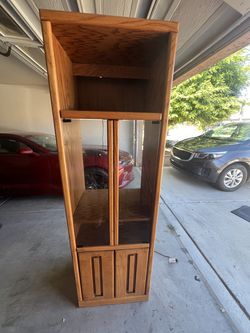 Beautiful Oak Display Cabinet / Bookcase with Glass Doors - Vintage