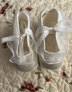 Newborn White Satin Shoes