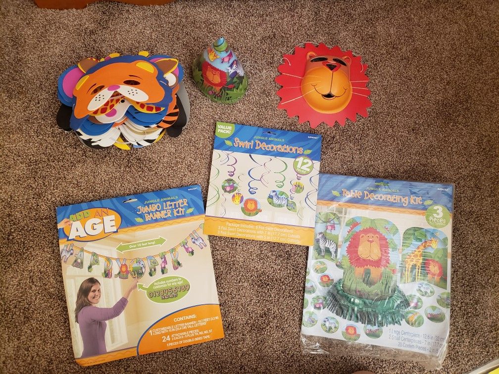 Jungle/safari party supplies