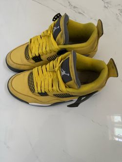 Jordan 4 Yellow Thunders