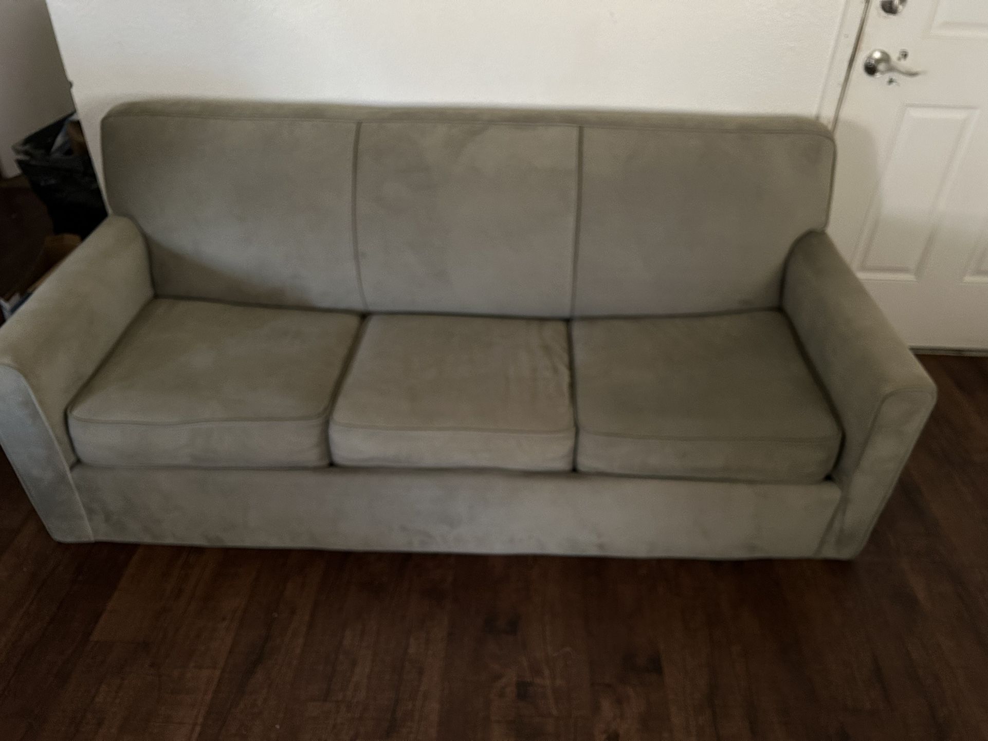 Pull Out Bed Couch