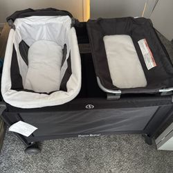 Pack and Play Bedside Bassinet 