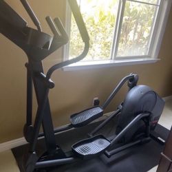 LifeFitness X3 Elliptical 