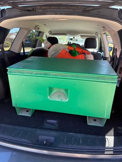 Greenlee Storage Chest With Wheels 4.9 cu-ft. 14x32x19