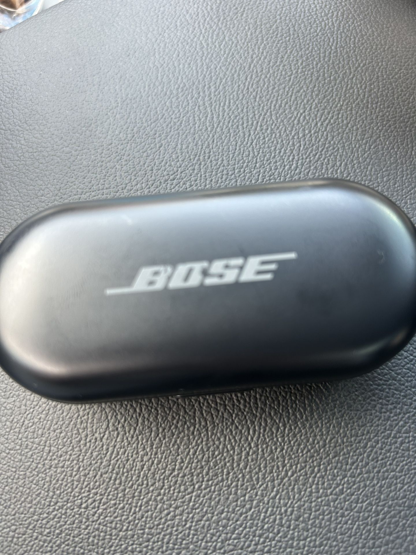 Bose  Earbuds One Piece , Left Side