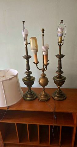 VTG 34" Stiffel Traditional Brass Table Lamp w/ Cream Drum Shade 