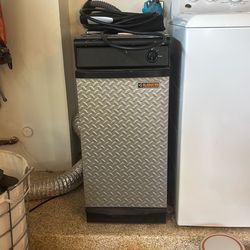 Gladiator Trash Compactor