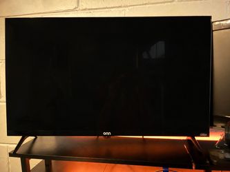 ONN 32 inch Flat Screen TV
