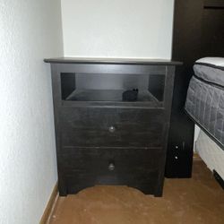 2 end tables 