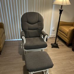 Dutailier Rocking/Glider Chair + Ottoman – Excellent Condition 