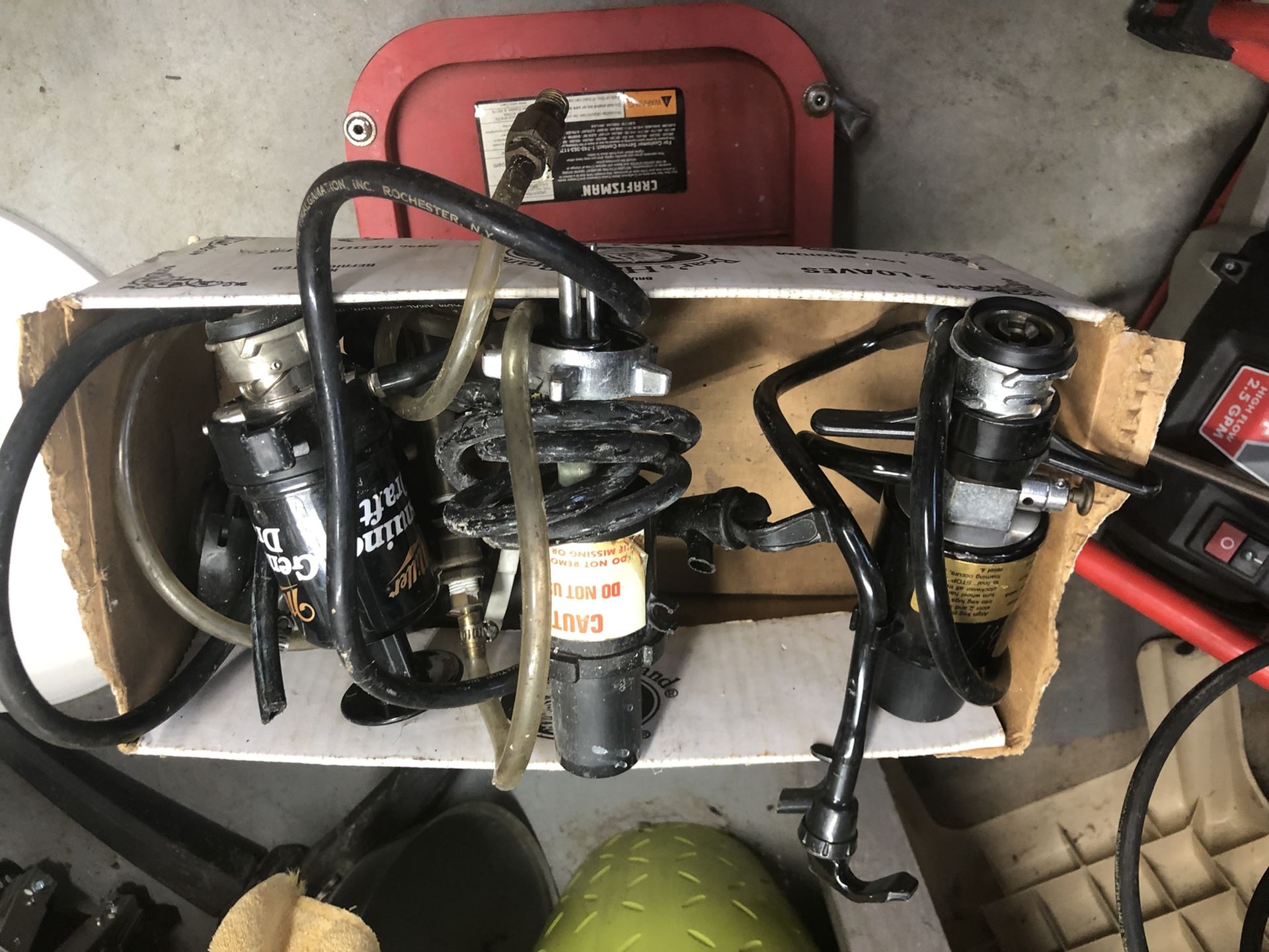 ASSORTED BEER TAPS ( 5)