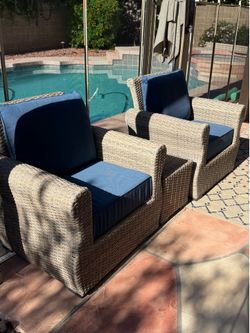 Patio chairs with cushions