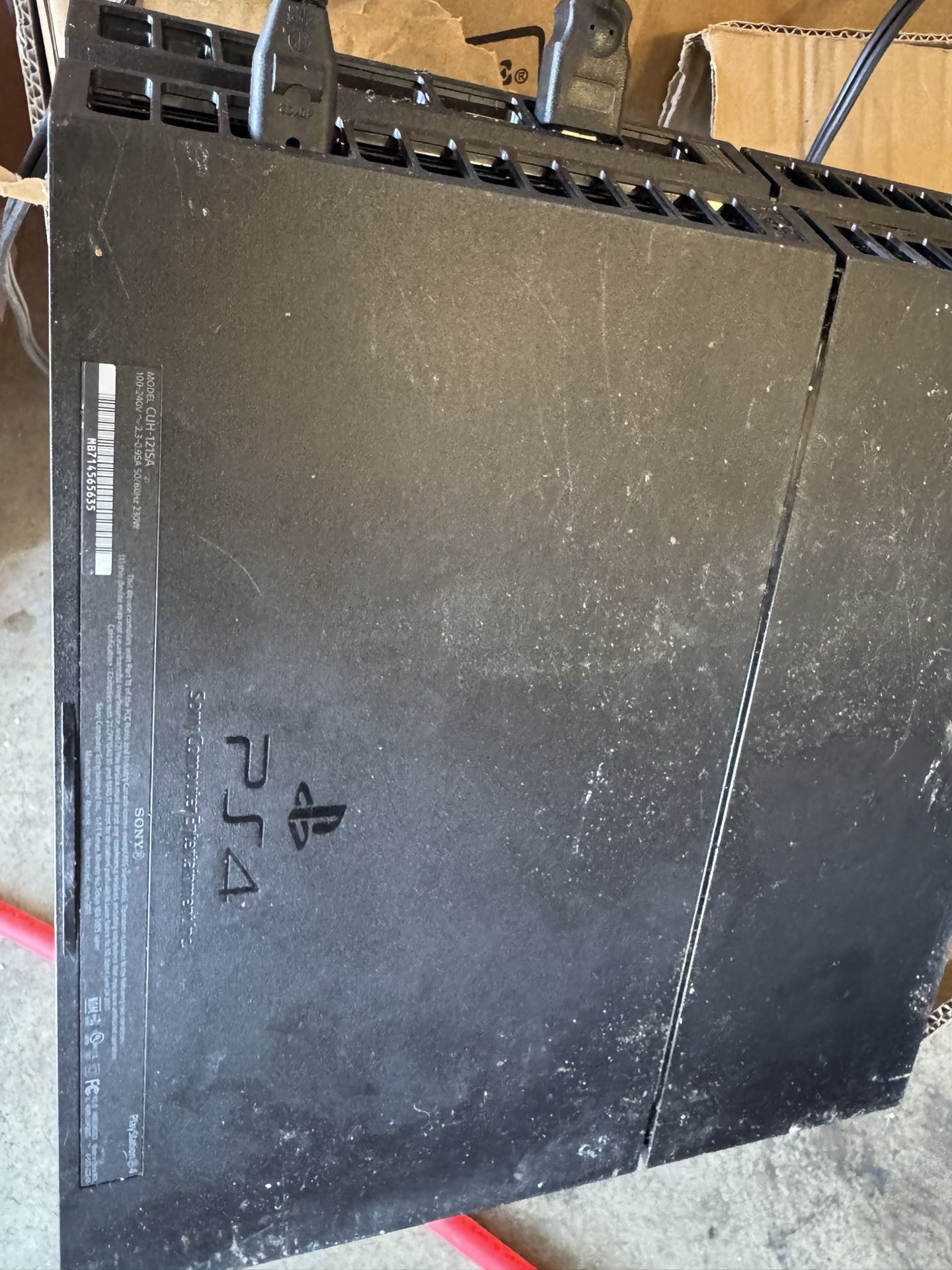 PS4