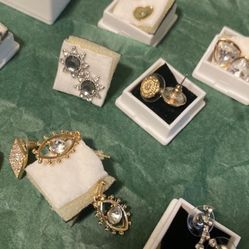 Fashion Earrings Lot