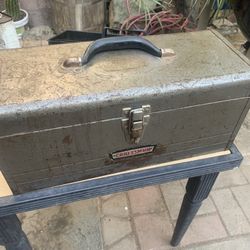 Craftsman Tool Box. No Incluye Tools.