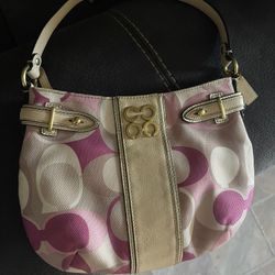 Coach Shoulder Bag 